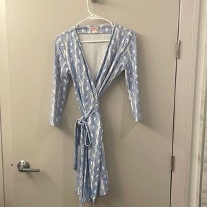 Persifor wrap dress size XS